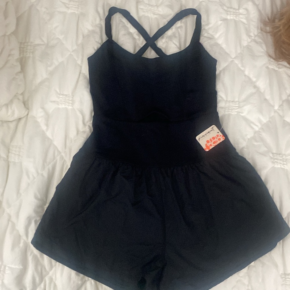 NWTโญ๏ธ LAST ONE ๐ณ Free People movement Righteous Runsie romper ! LAST ONE ๐ฅน - Picture 3 of 9